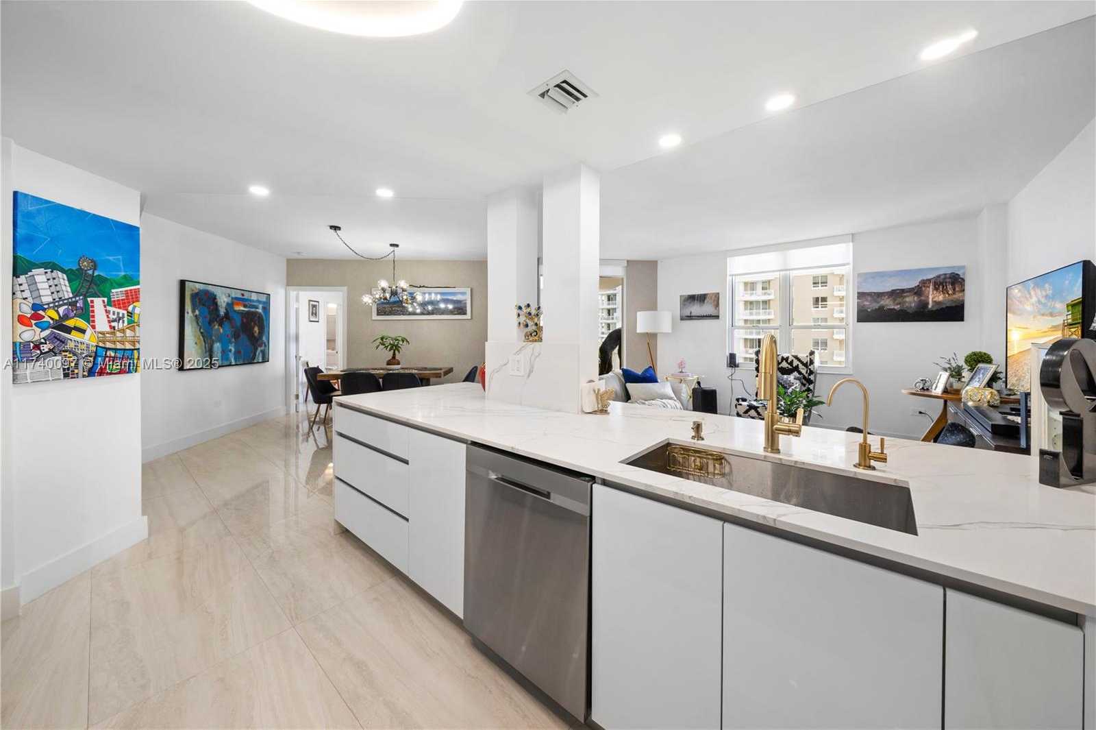 Small Image of 701 BRICKELL KEY BLVD #707, Miami Number 9