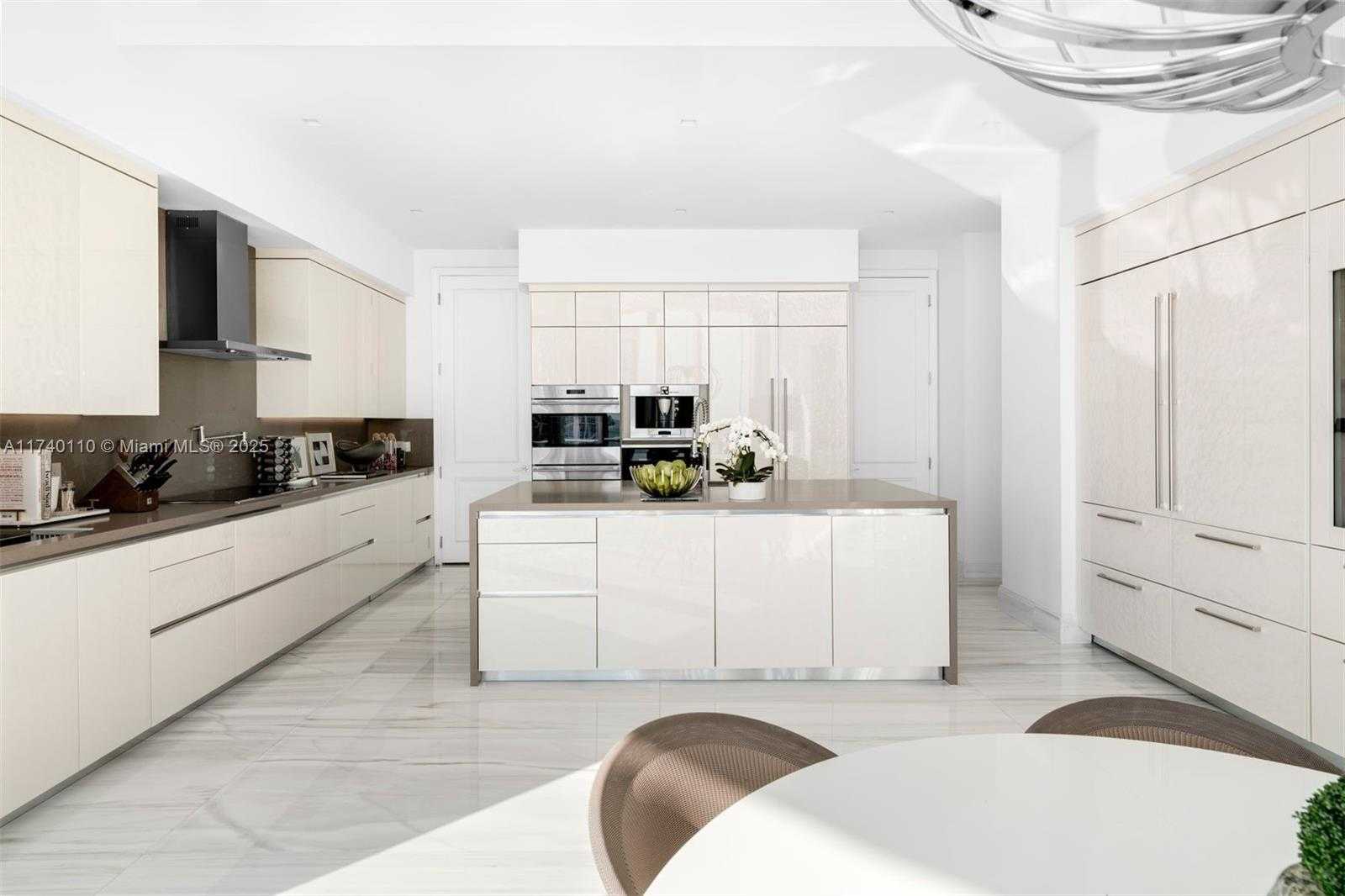 Small Image of 17475 COLLINS AVE #Sky Villa, Sunny Isles Beach Number 21