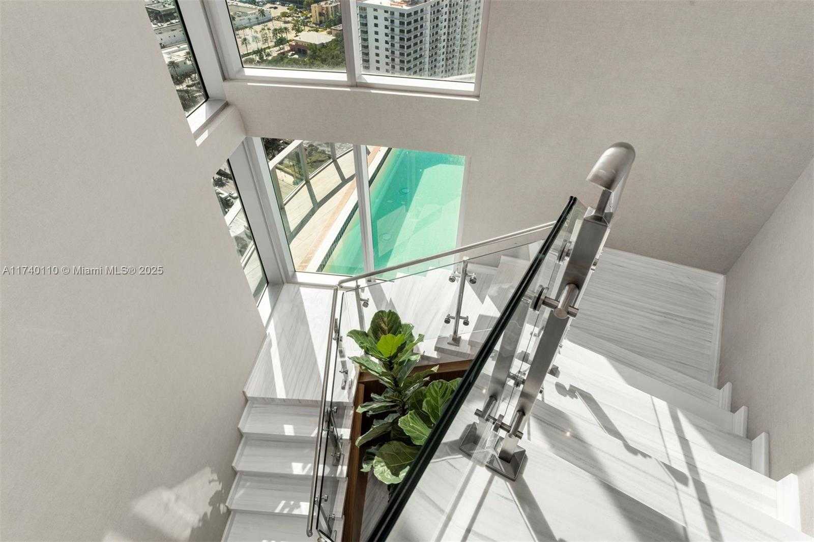 Small Image of 17475 COLLINS AVE #Sky Villa, Sunny Isles Beach Number 26