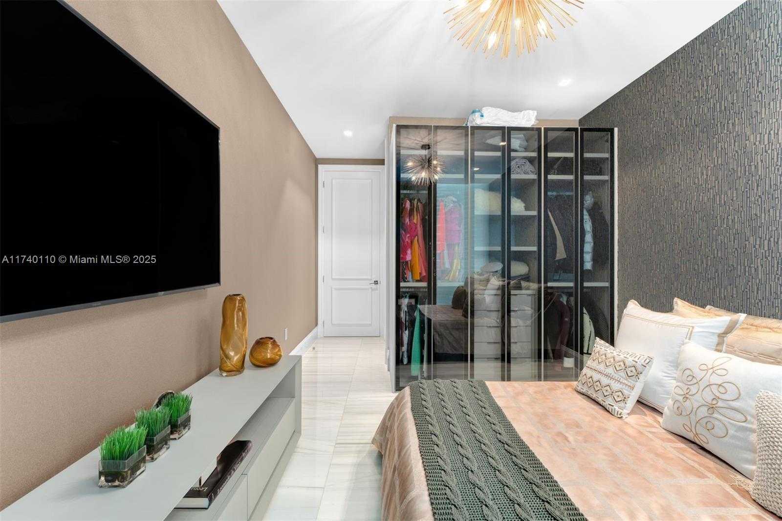 Small Image of 17475 COLLINS AVE #Sky Villa, Sunny Isles Beach Number 40