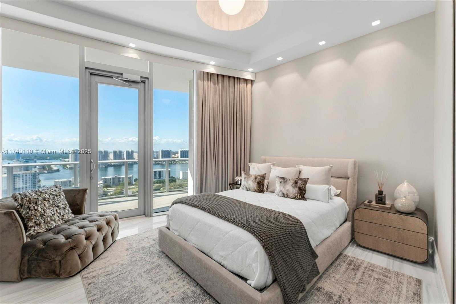 Small Image of 17475 COLLINS AVE #Sky Villa, Sunny Isles Beach Number 41