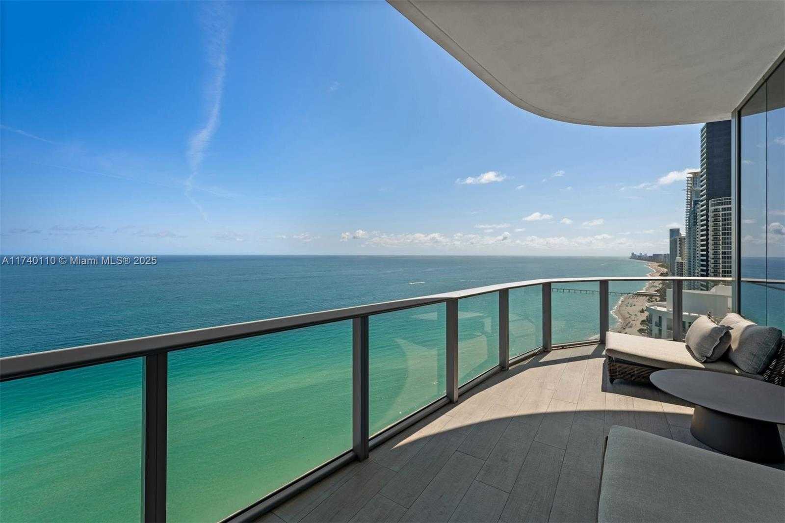 Small Image of 17475 COLLINS AVE #Sky Villa, Sunny Isles Beach Number 50