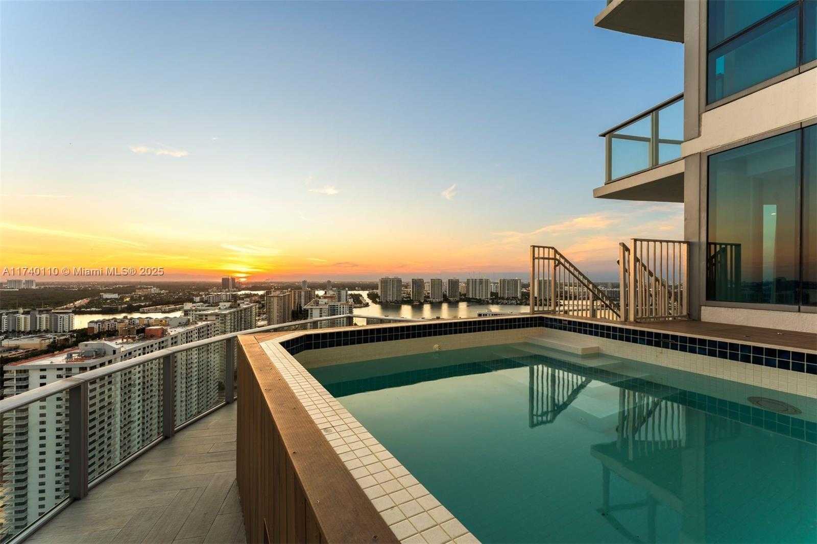 Small Image of 17475 COLLINS AVE #Sky Villa, Sunny Isles Beach Number 65