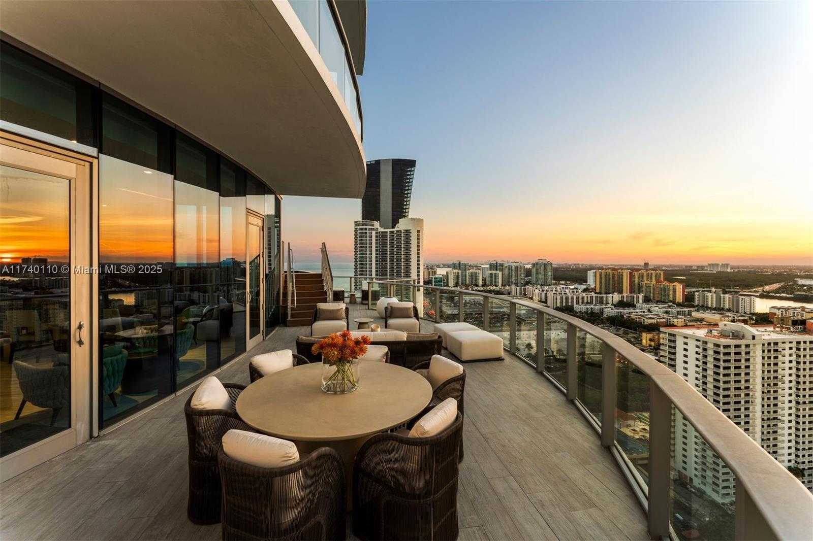 Small Image of 17475 COLLINS AVE #Sky Villa, Sunny Isles Beach Number 68
