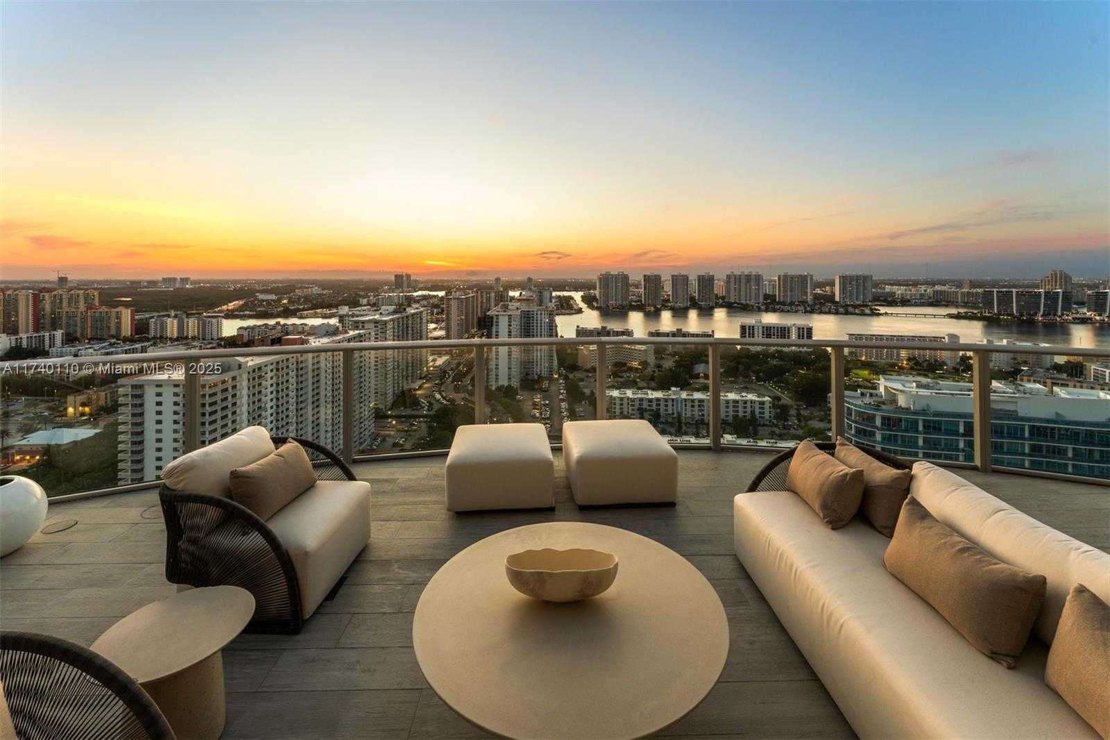 Small Image of 17475 COLLINS AVE #Sky Villa, Sunny Isles Beach Number 71