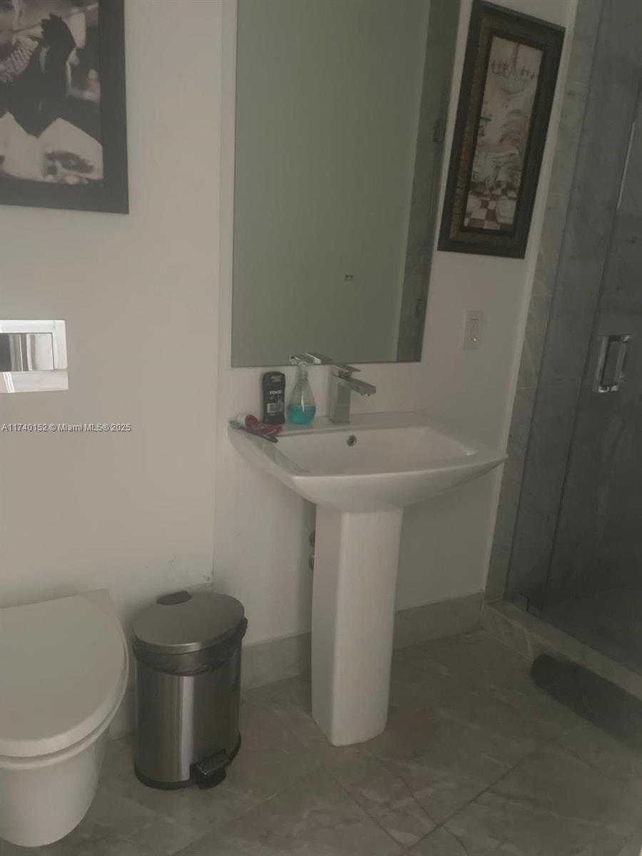 Small Image of 801 SOUTH MIAMI AVE #4204, Miami Number 24