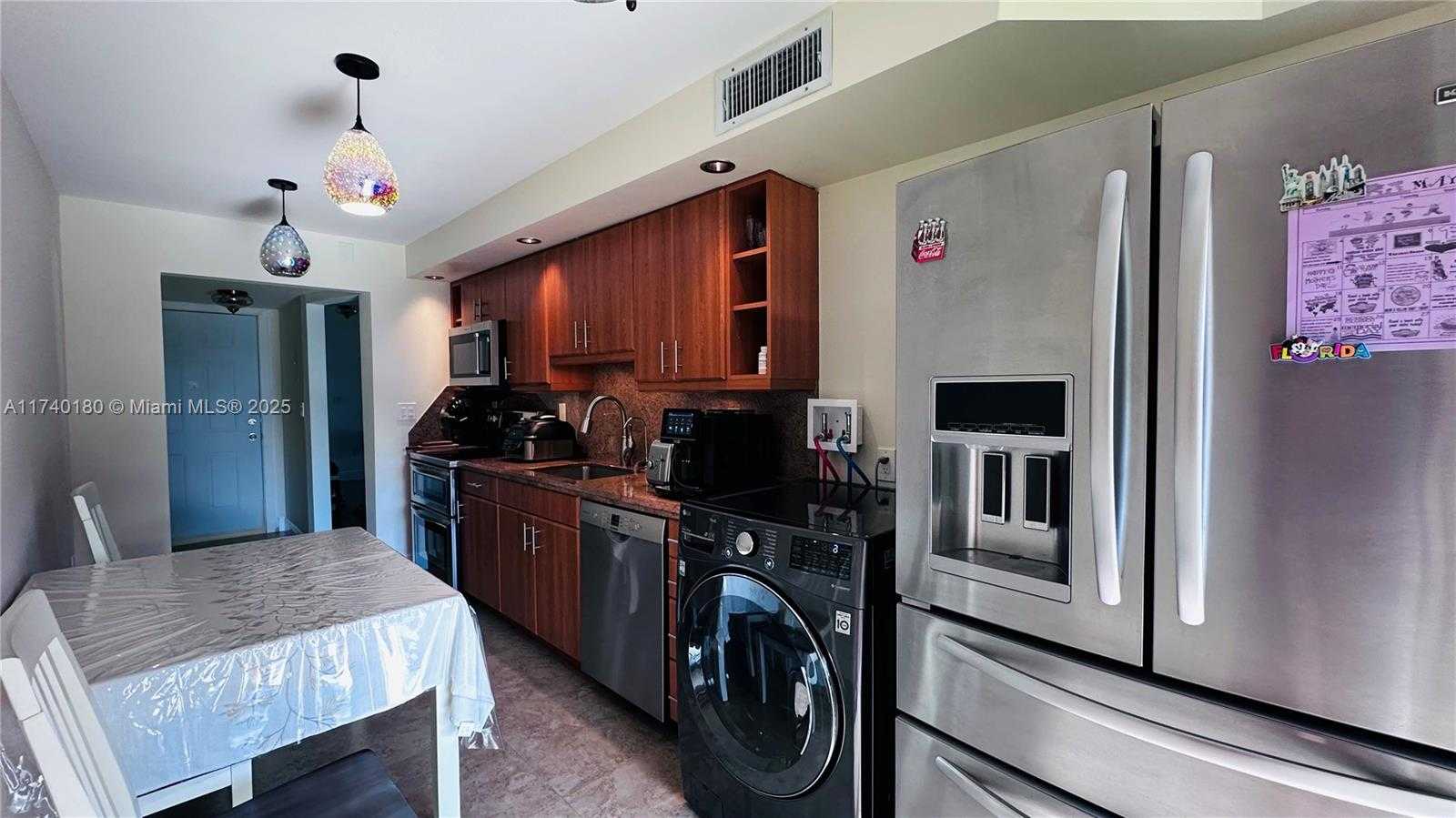 Small Image of 1750 NORTH EAST 191ST ST #129-4, Miami Number 22