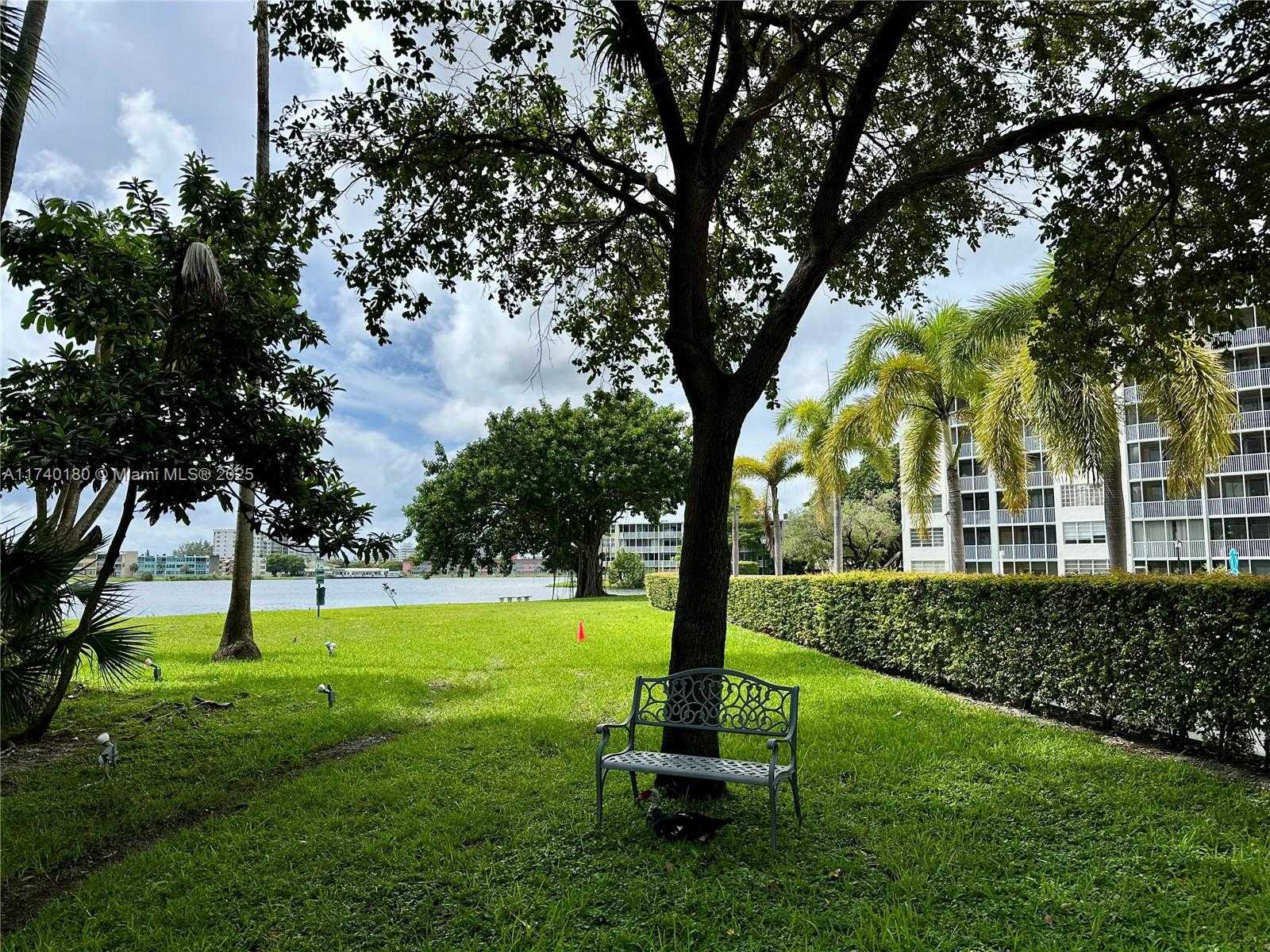 Small Image of 1750 NORTH EAST 191ST ST #129-4, Miami Number 35