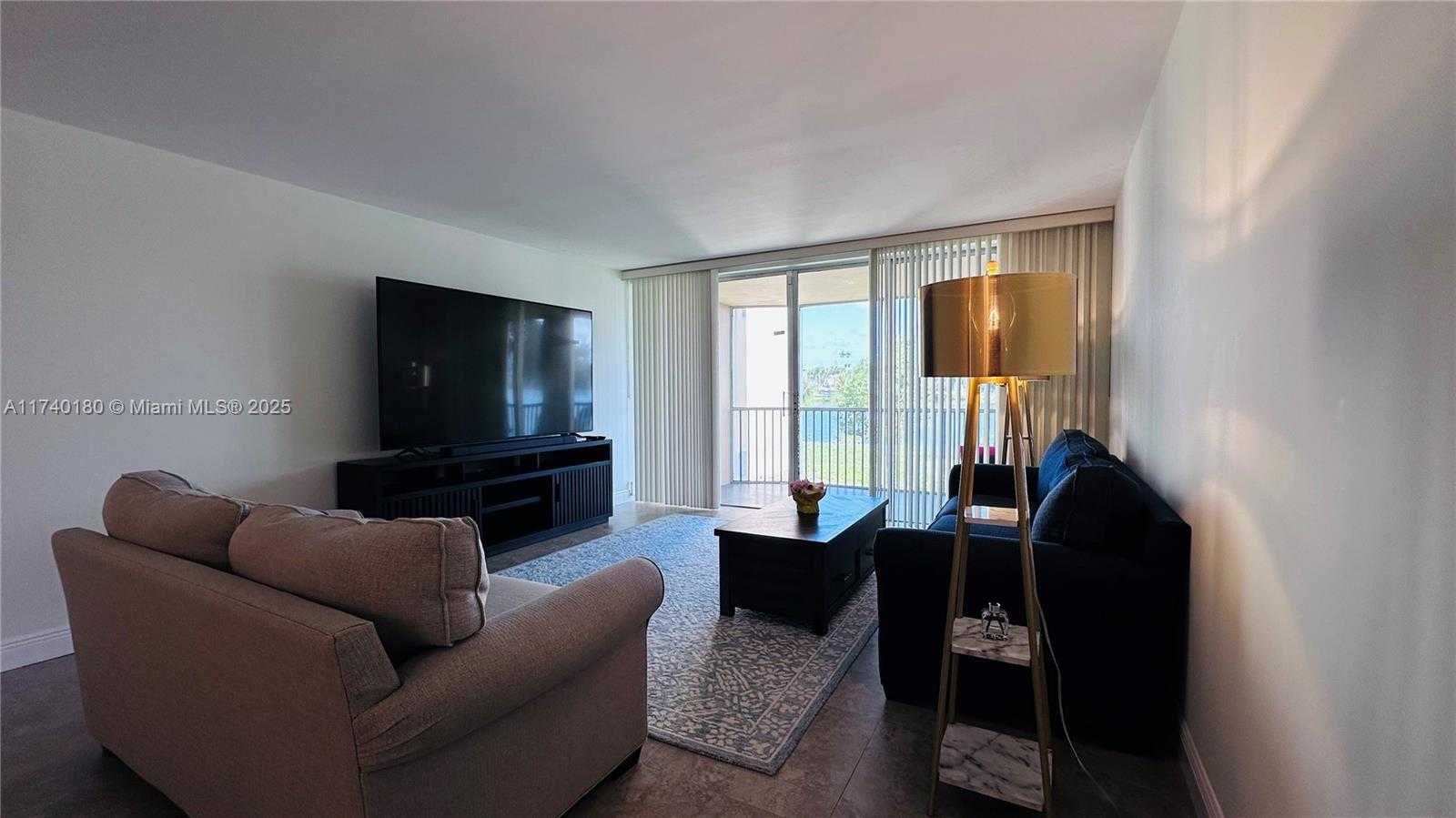 Small Image of 1750 NORTH EAST 191ST ST #129-4, Miami Number 5