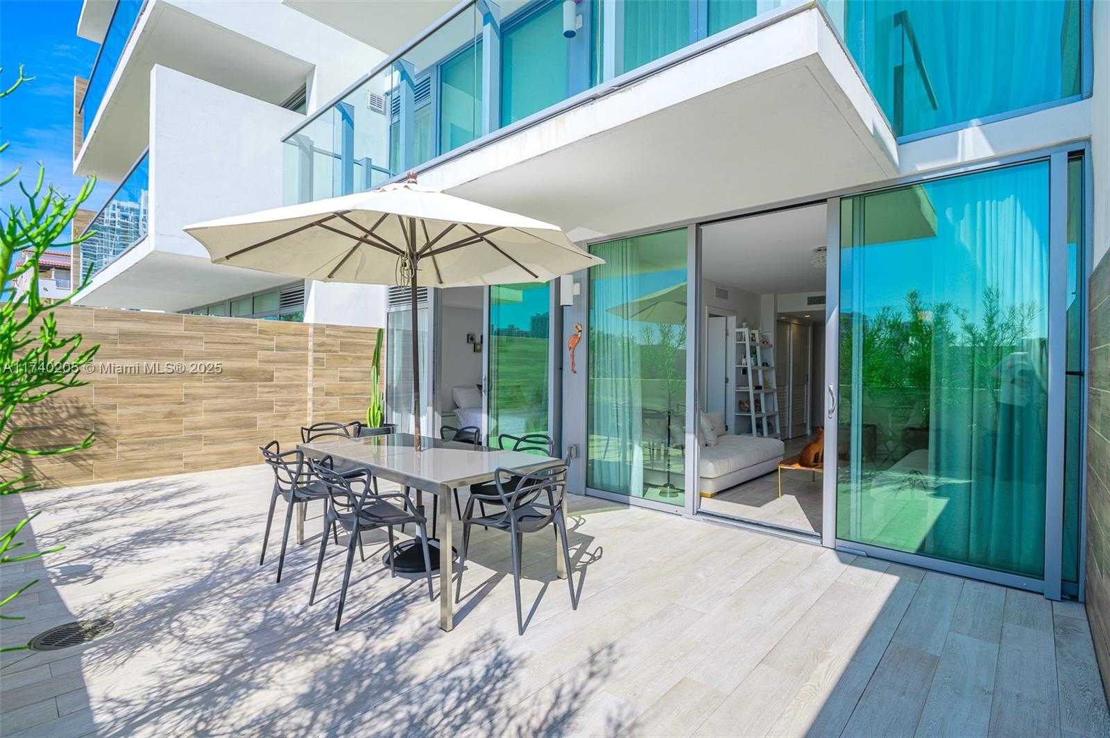Small Image of 1201 20TH ST #313, Miami Beach Number 2