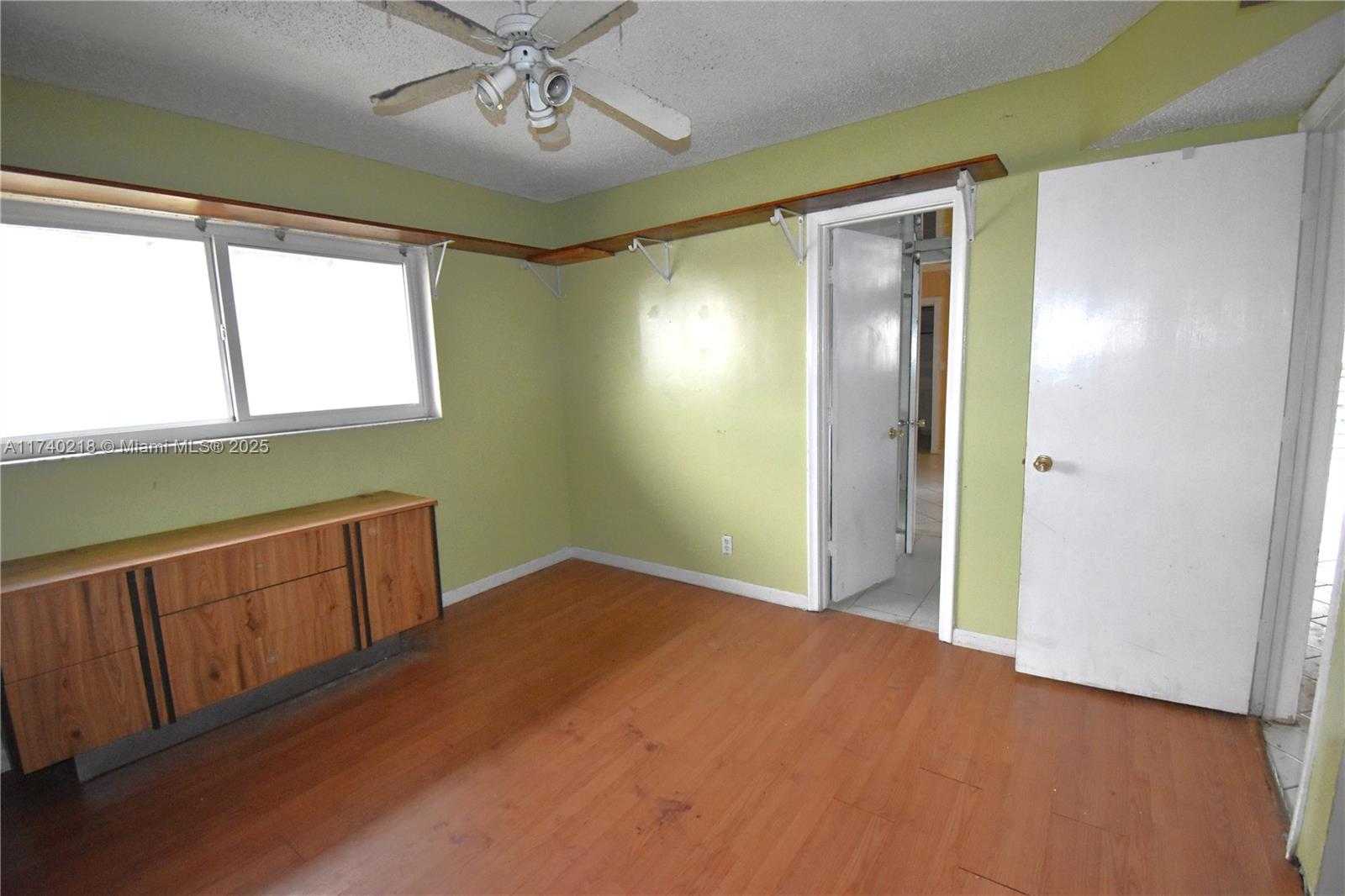 Small Image of 3571 INVERRARY DR #401, Lauderhill Number 12