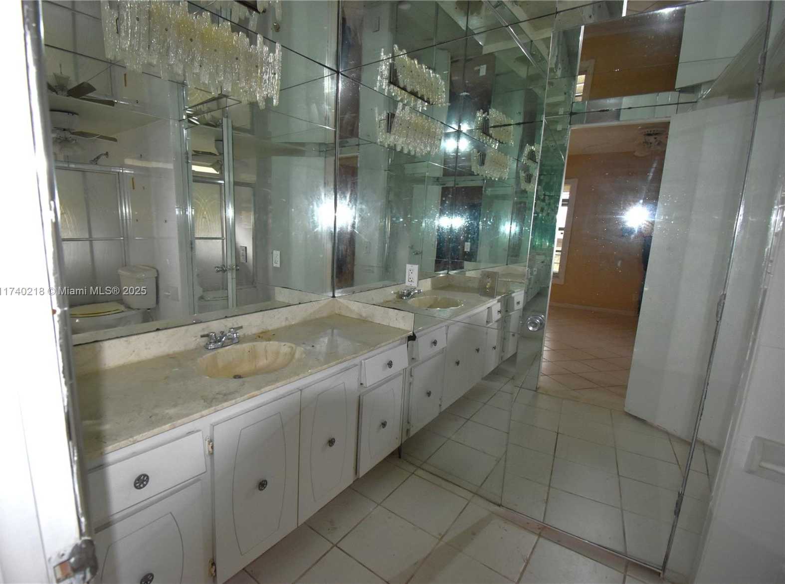 Small Image of 3571 INVERRARY DR #401, Lauderhill Number 15