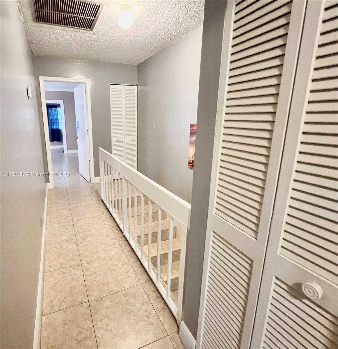 Small Image of 6532 RACQUET CLUB DR #73, Lauderhill Number 20