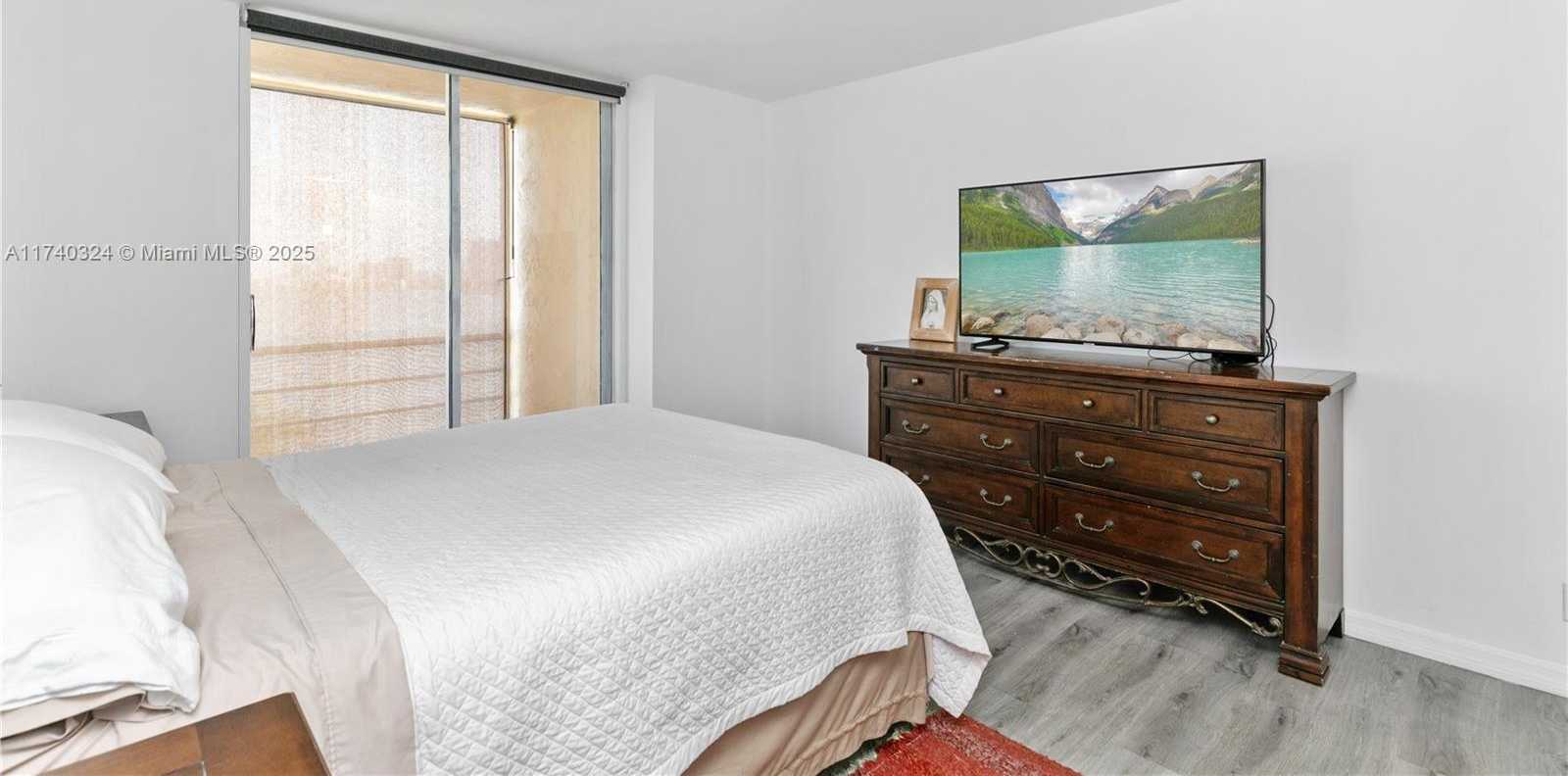 Small Image of 2821 NORTH EAST 163TH ST #5J, North Miami Beach Number 13