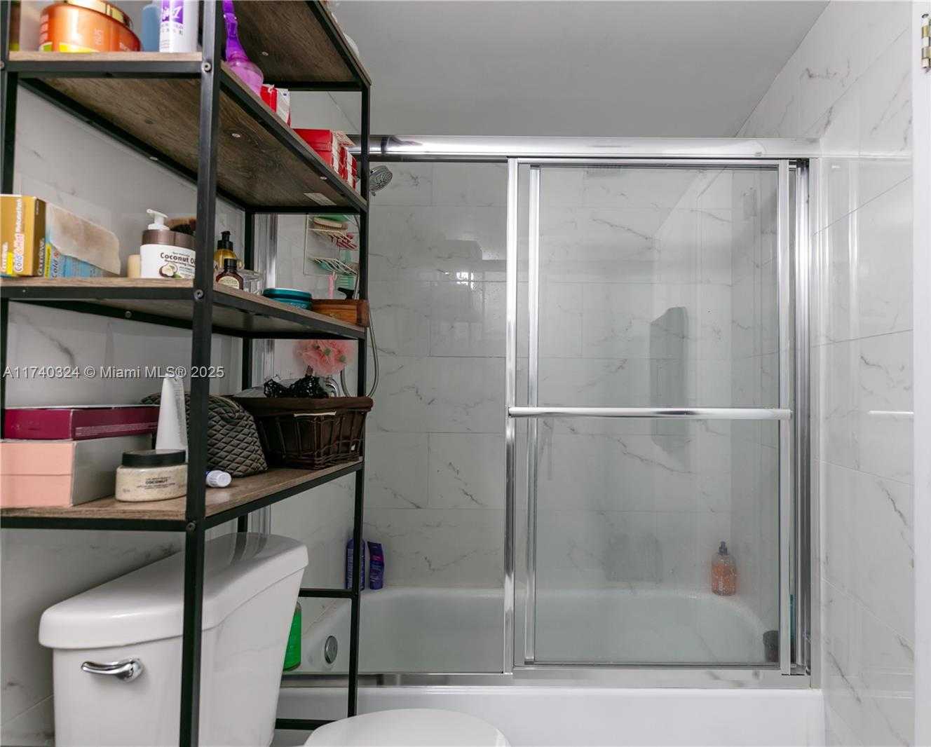 Small Image of 2821 NORTH EAST 163TH ST #5J, North Miami Beach Number 17