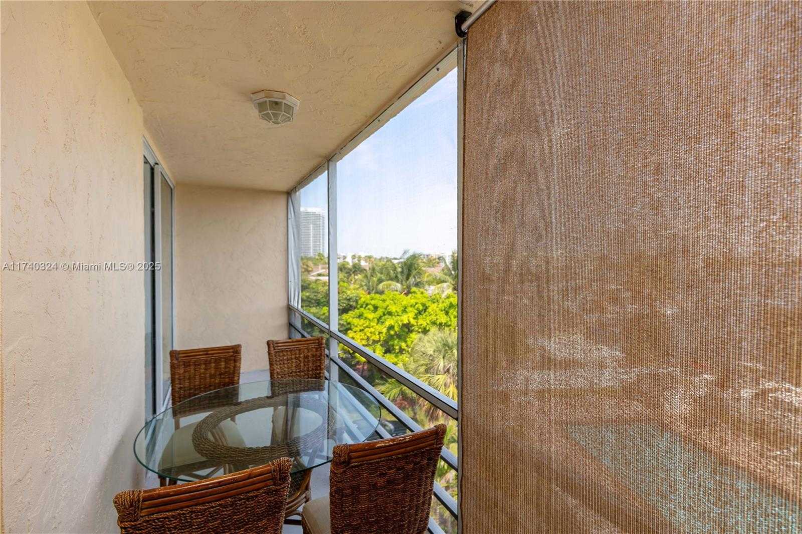 Small Image of 2821 NORTH EAST 163TH ST #5J, North Miami Beach Number 24