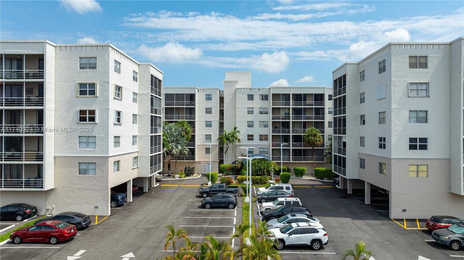 Small Image of 2821 NORTH EAST 163TH ST #5J, North Miami Beach Number 27