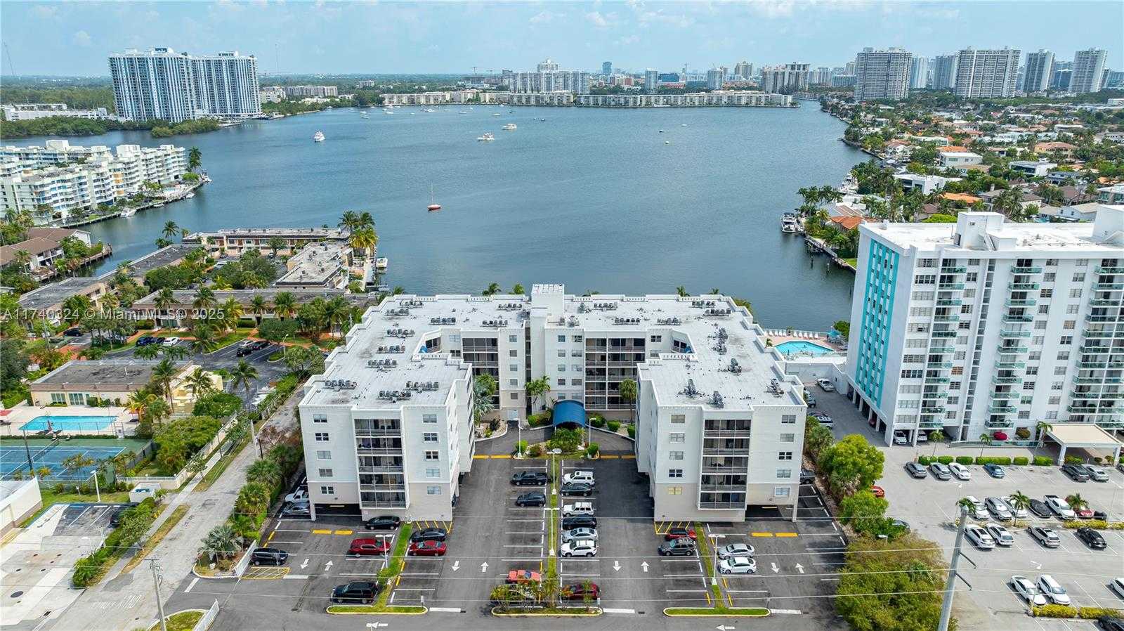Small Image of 2821 NORTH EAST 163TH ST #5J, North Miami Beach Number 30