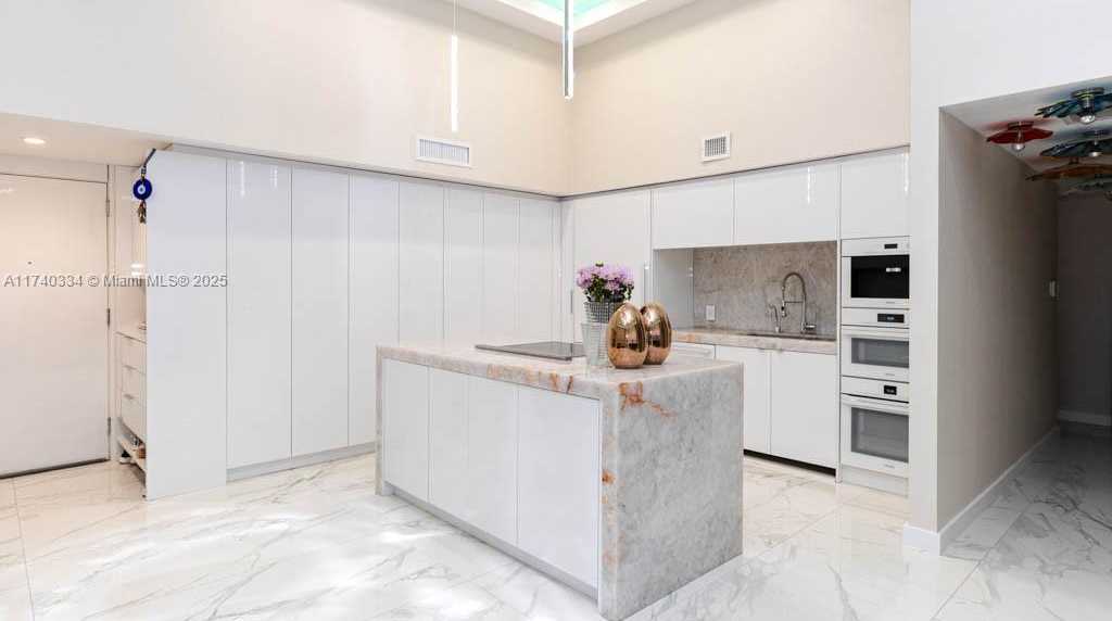 Small Image of 1800 SOUTH OCEAN DR #310, Hallandale Beach Number 16