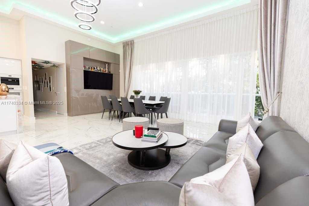 Small Image of 1800 SOUTH OCEAN DR #310, Hallandale Beach Number 2