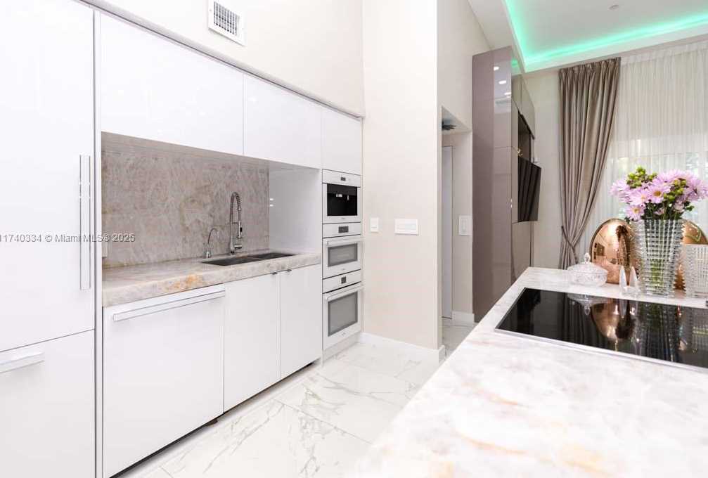 Small Image of 1800 SOUTH OCEAN DR #310, Hallandale Beach Number 24
