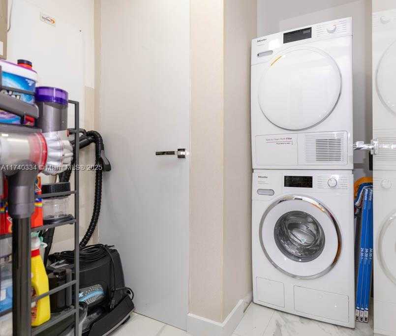 Small Image of 1800 SOUTH OCEAN DR #310, Hallandale Beach Number 80