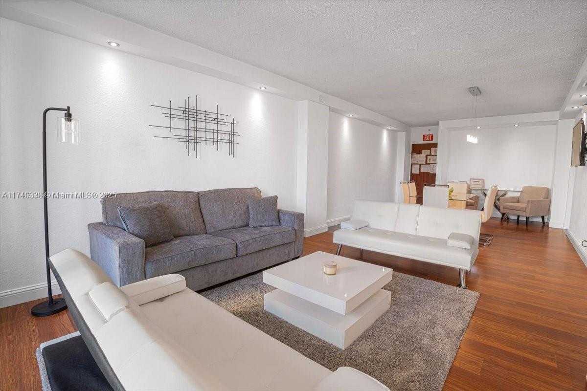 Small Image of 4001 SOUTH OCEAN DR #4E, Hollywood Number 10