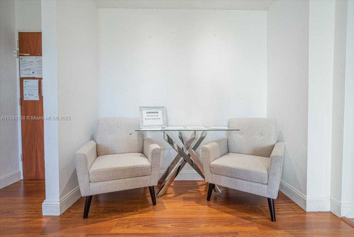 Small Image of 4001 SOUTH OCEAN DR #4E, Hollywood Number 11