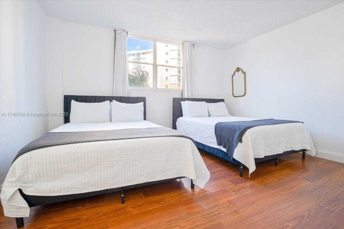 Small Image of 4001 SOUTH OCEAN DR #4E, Hollywood Number 19