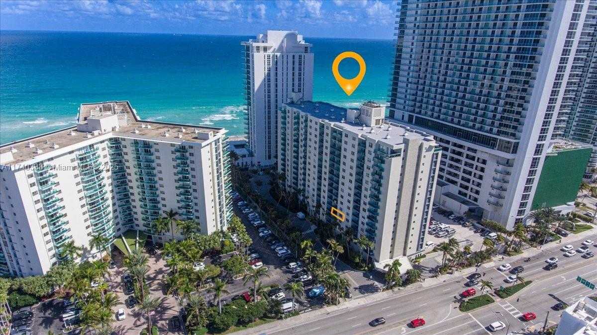 Small Image of 4001 SOUTH OCEAN DR #4E, Hollywood Number 2