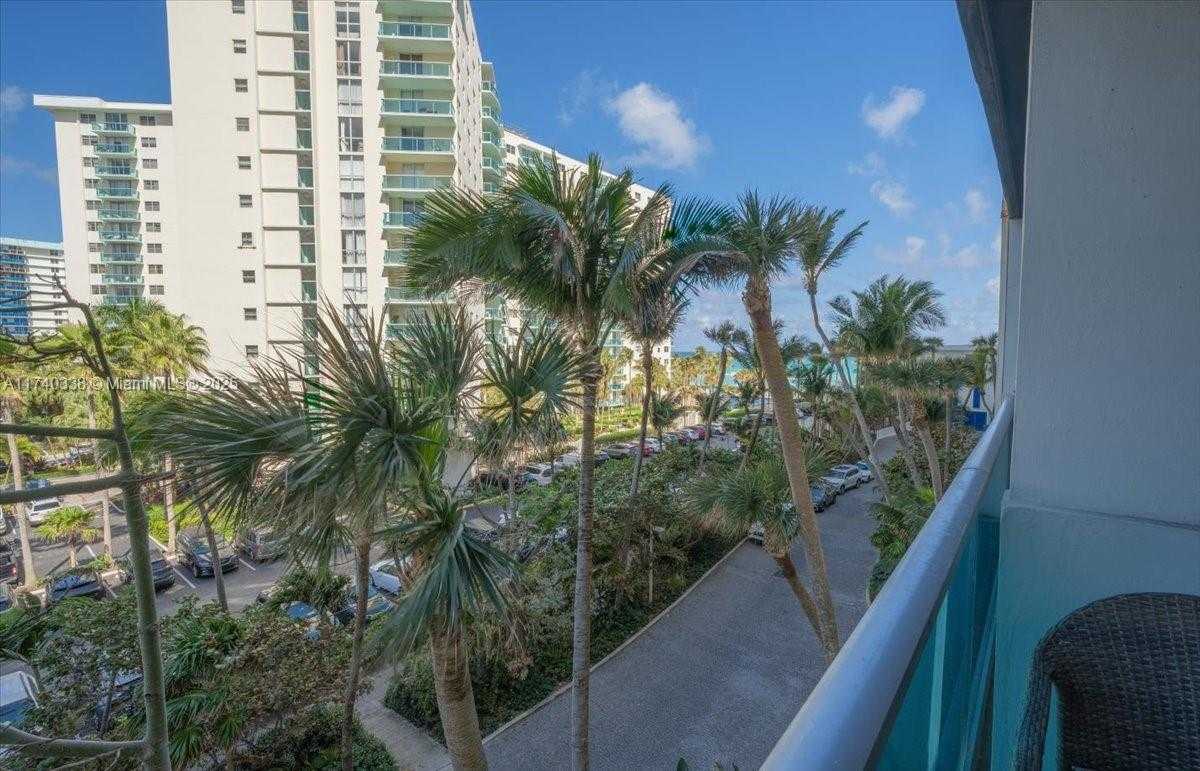 Small Image of 4001 SOUTH OCEAN DR #4E, Hollywood Number 26