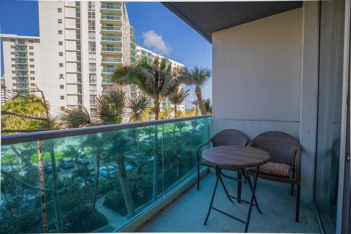 Small Image of 4001 SOUTH OCEAN DR #4E, Hollywood Number 28