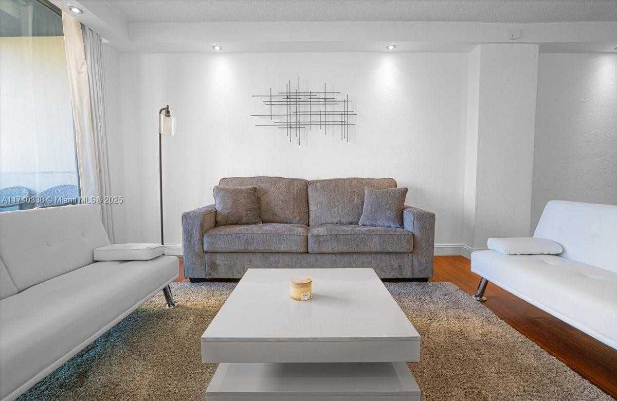Small Image of 4001 SOUTH OCEAN DR #4E, Hollywood Number 8