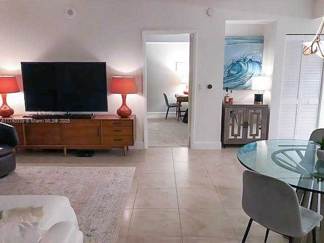 Small Image of 1300 PONCE DE LEON BLVD #910, Coral Gables Number 10