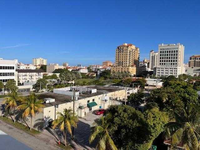 Small Image of 1300 PONCE DE LEON BLVD #910, Coral Gables Number 24