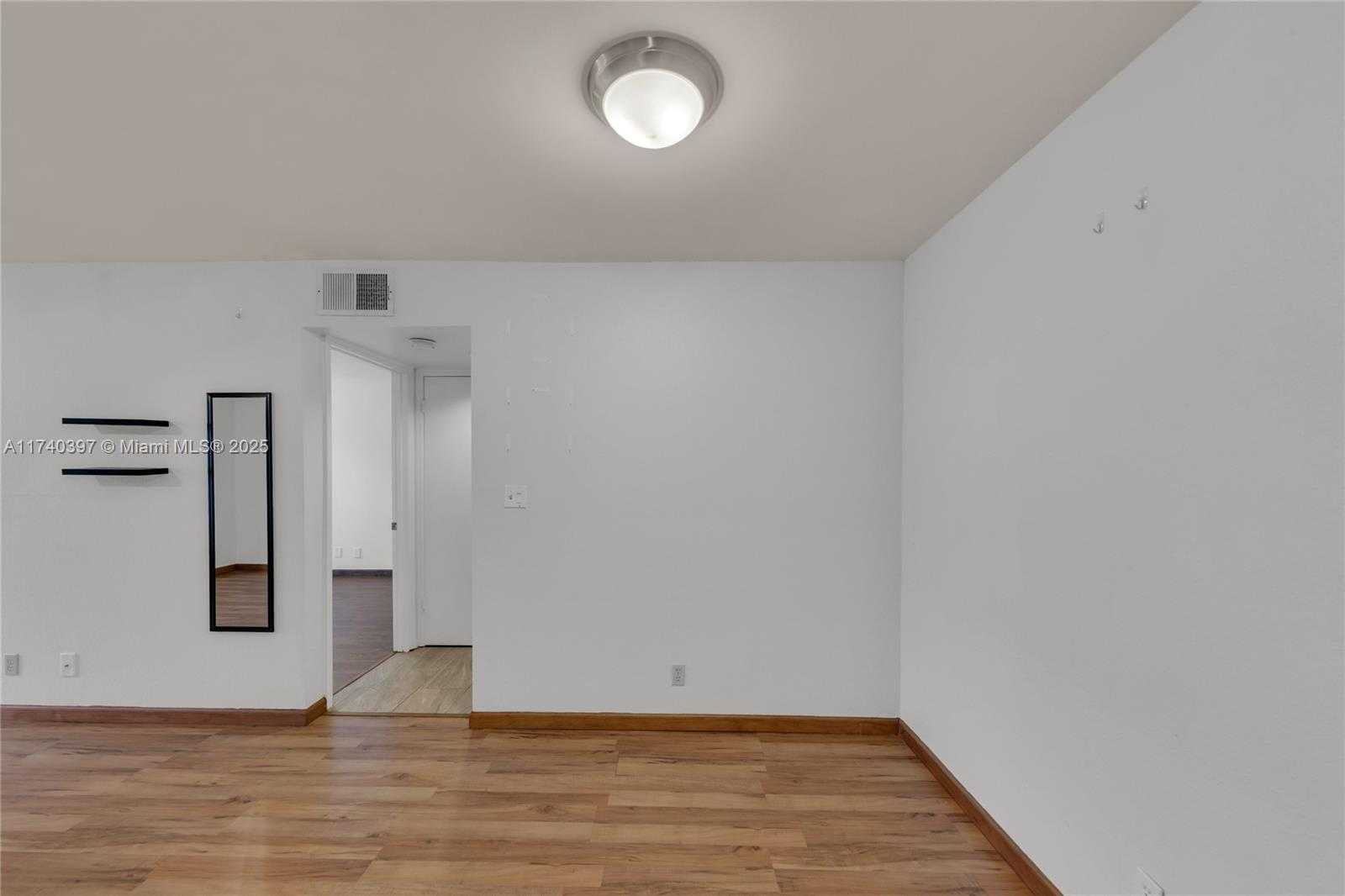 Small Image of 2736 SOUTH UNIVERSITY DR #1103, Davie Number 10