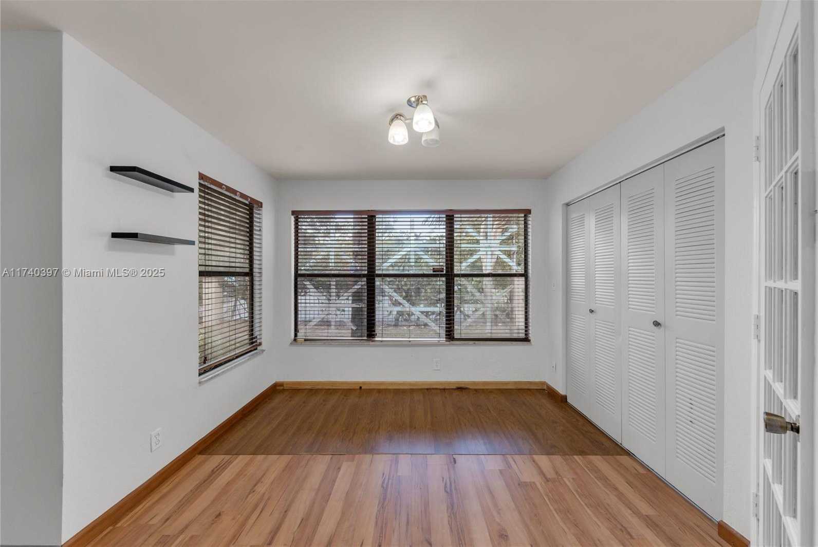 Small Image of 2736 SOUTH UNIVERSITY DR #1103, Davie Number 13
