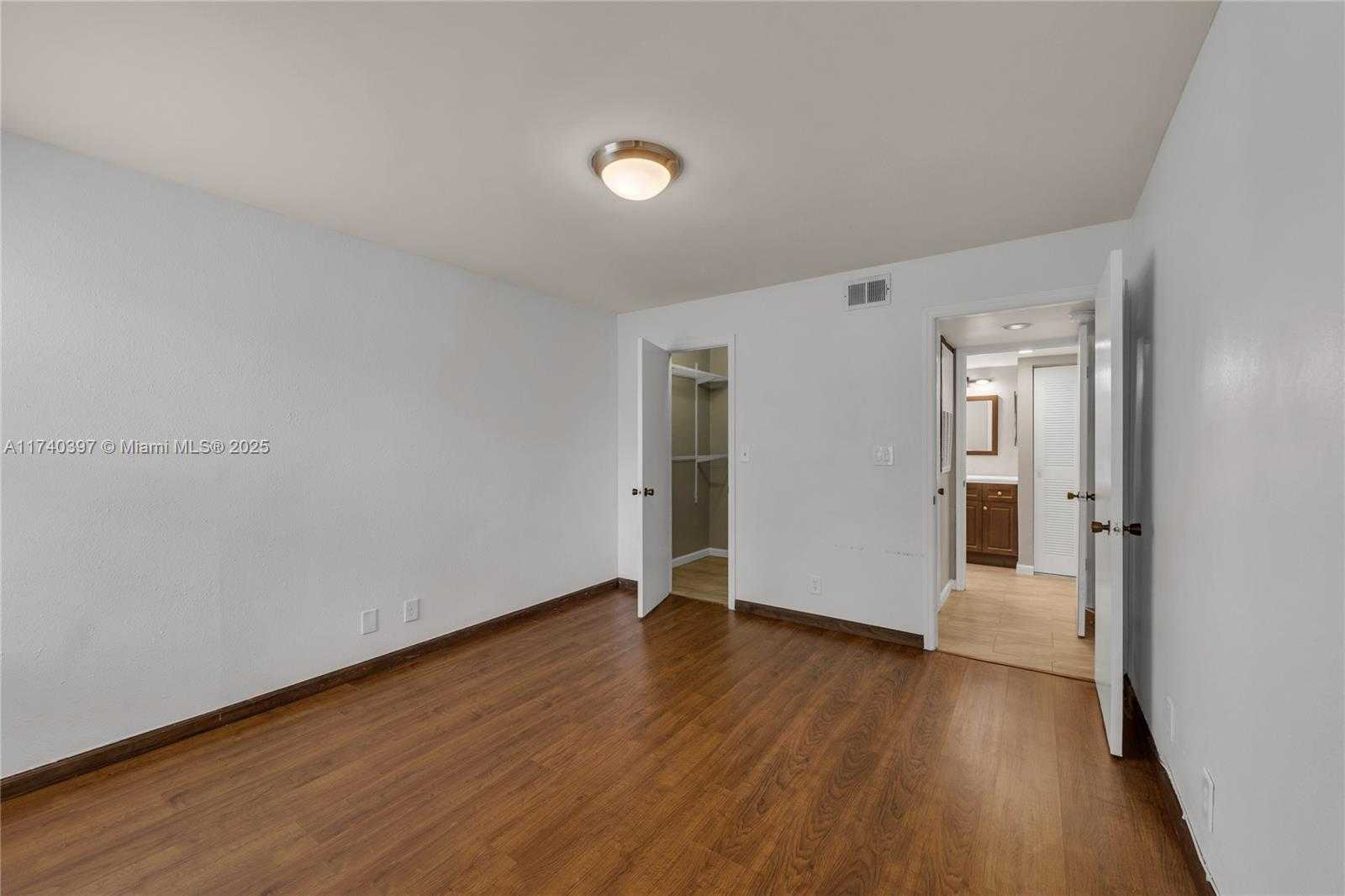 Small Image of 2736 SOUTH UNIVERSITY DR #1103, Davie Number 23