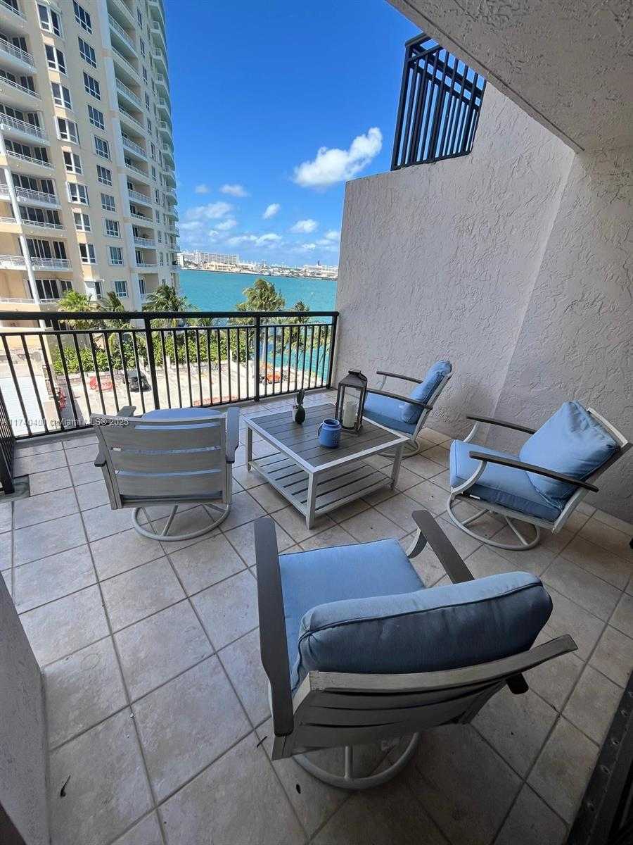 Small Image of 540 BRICKELL KEY DR #728, Miami Number 4