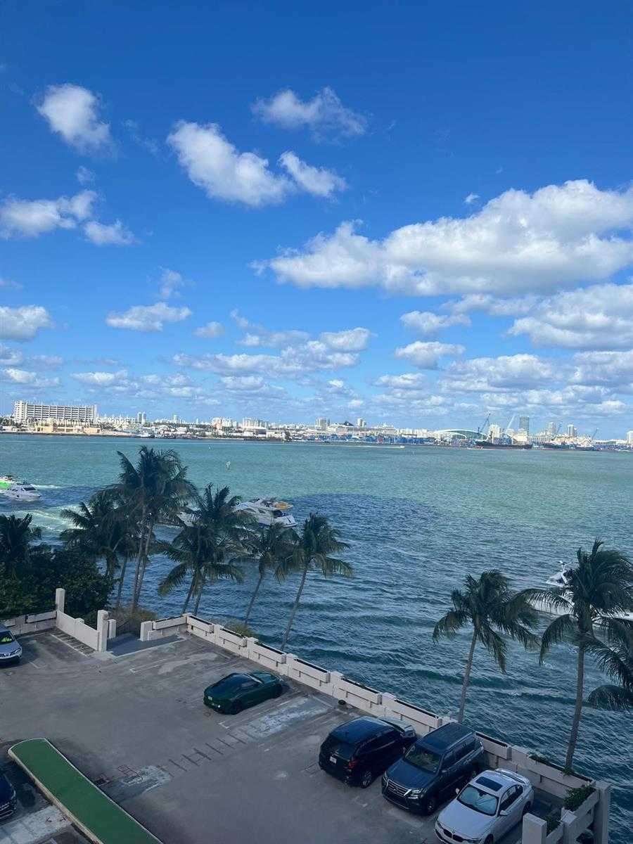 Small Image of 540 BRICKELL KEY DR #728, Miami Number 7