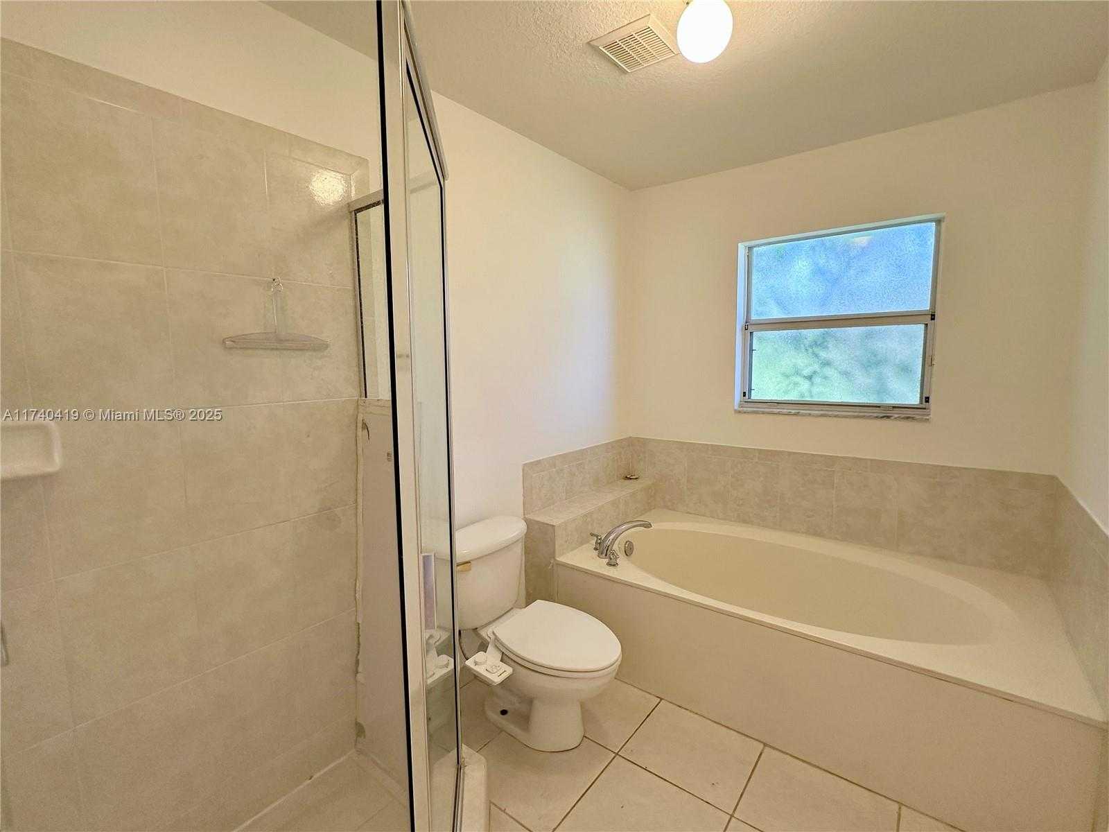 Small Image of 8913 SOUTH WEST 220TH ST, Cutler Bay Number 13