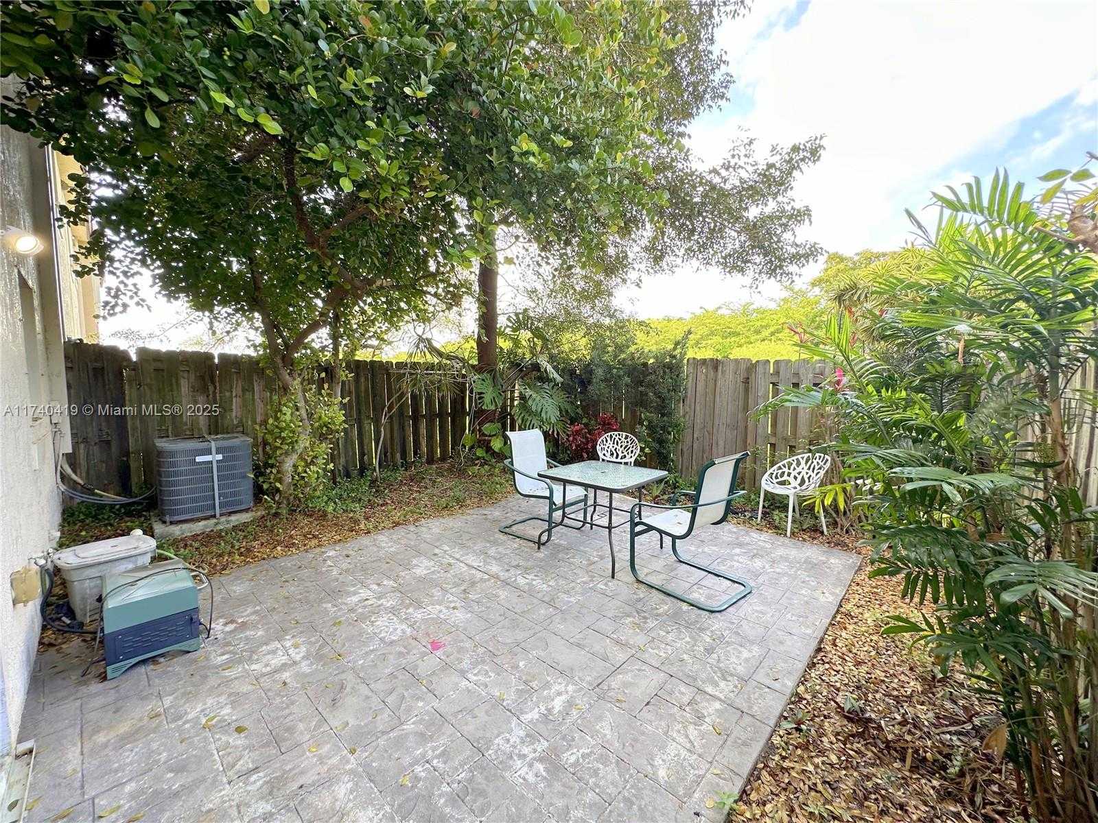 Small Image of 8913 SOUTH WEST 220TH ST, Cutler Bay Number 24