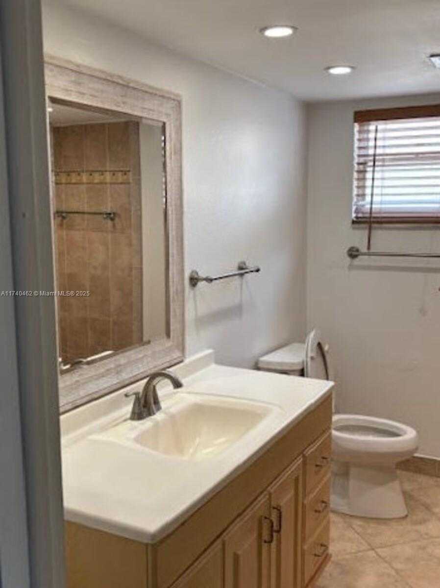 Small Image of 9025 NORTH EAST 4TH AVE RD #9025, Miami Shores Number 9