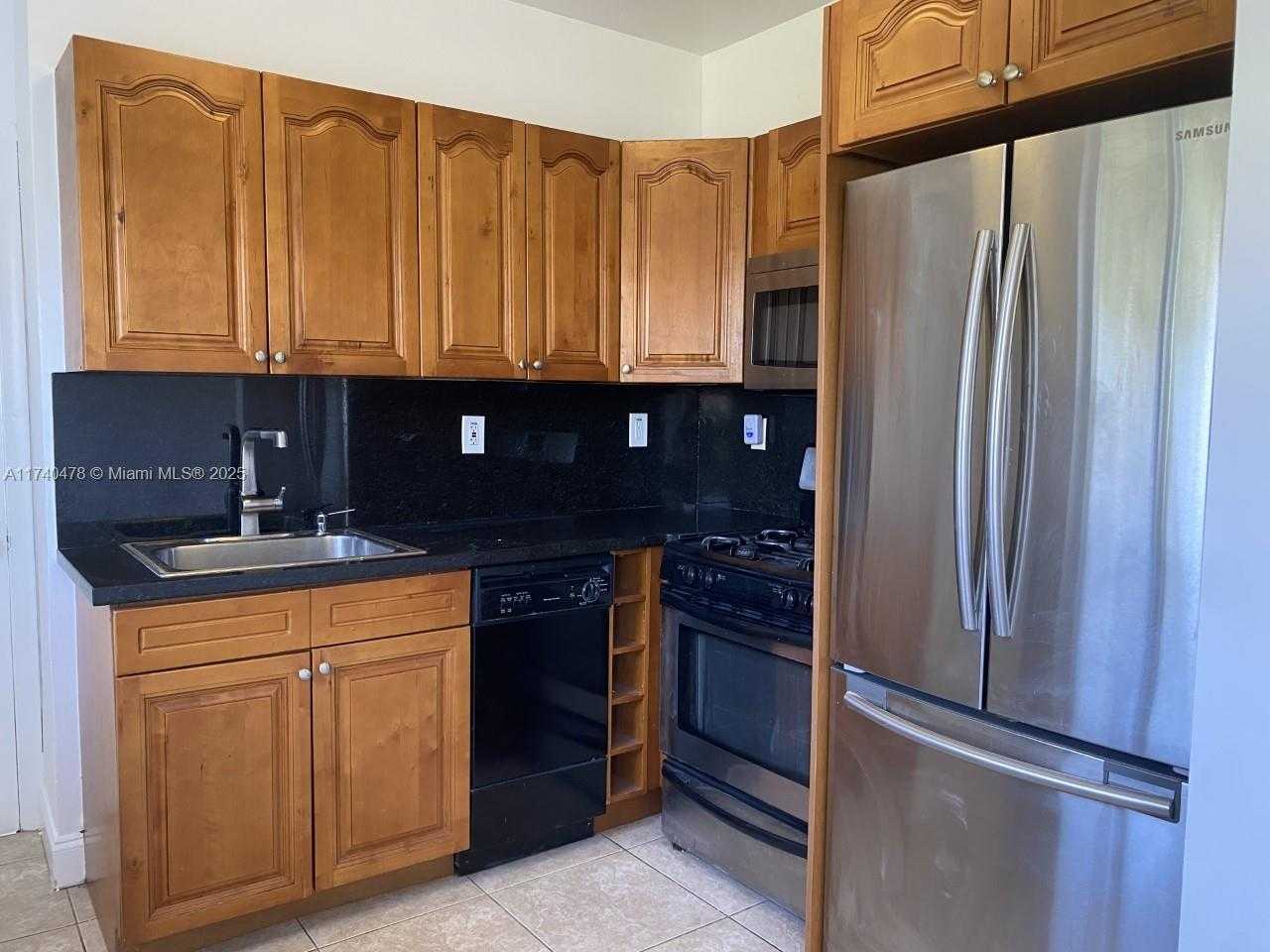 Small Image of 9281 WEST BAY HARBOR DR #14, Bay Harbor Islands Number 10