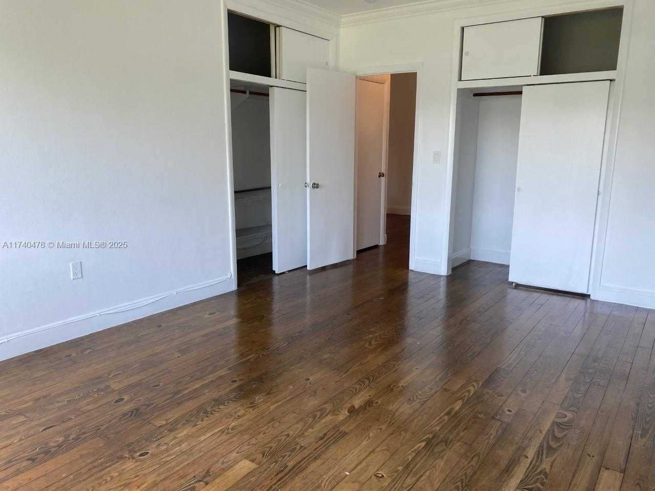Small Image of 9281 WEST BAY HARBOR DR #14, Bay Harbor Islands Number 12