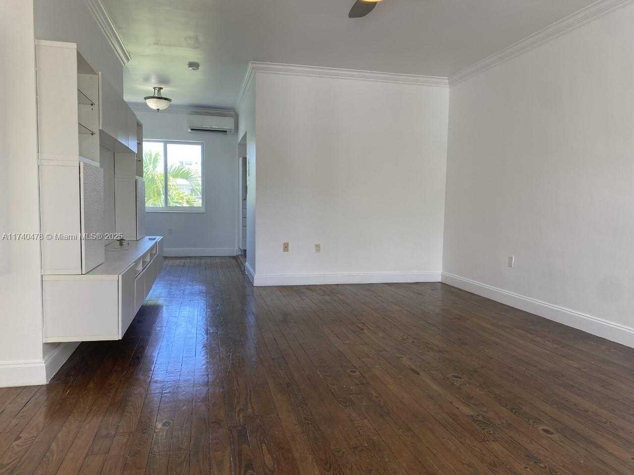 Small Image of 9281 WEST BAY HARBOR DR #14, Bay Harbor Islands Number 4
