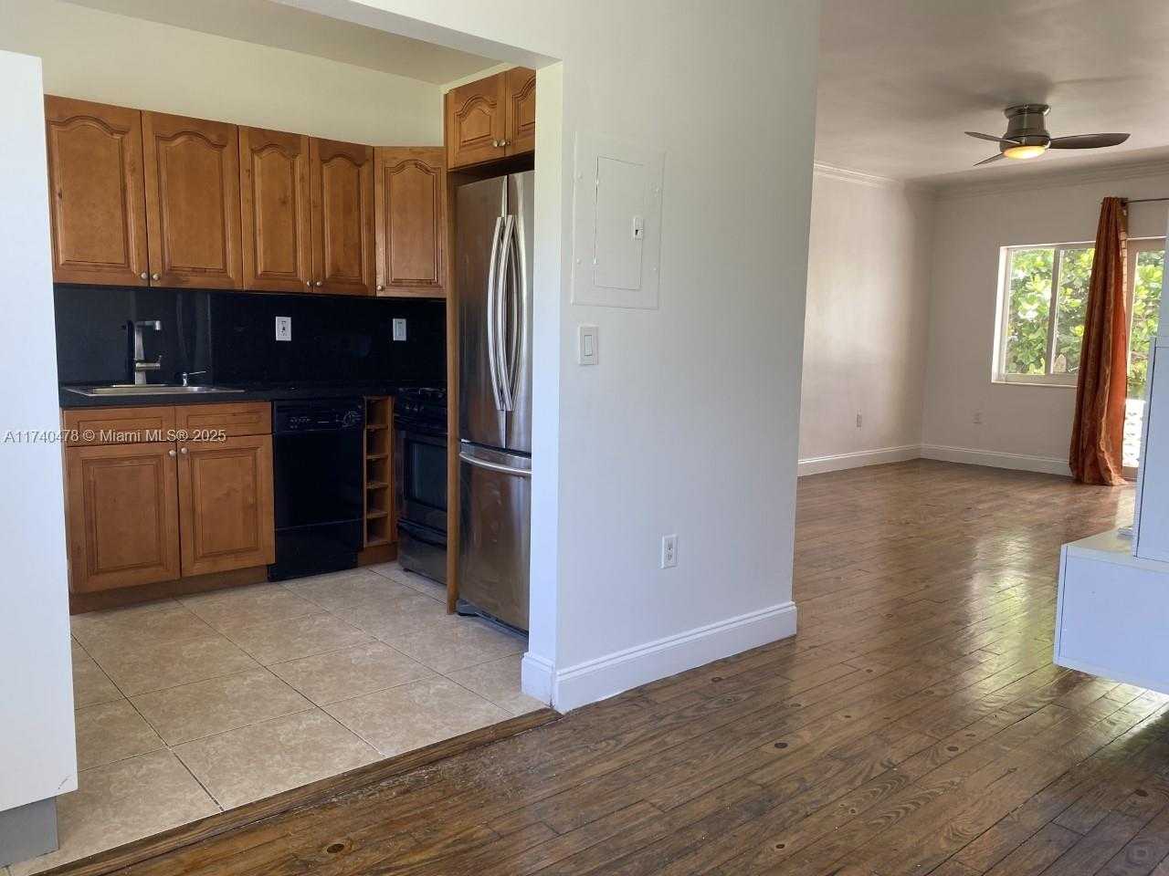 Small Image of 9281 WEST BAY HARBOR DR #14, Bay Harbor Islands Number 9