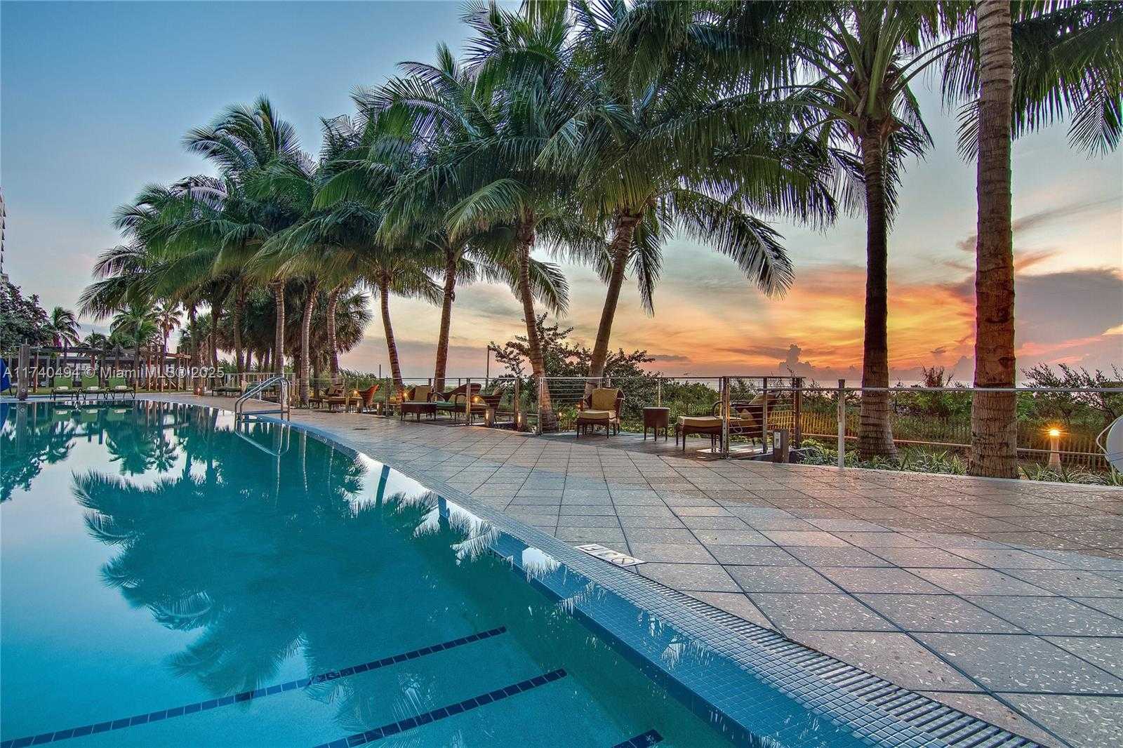 Small Image of 6801 COLLINS AVE #608 (door 616), Miami Beach Number 16