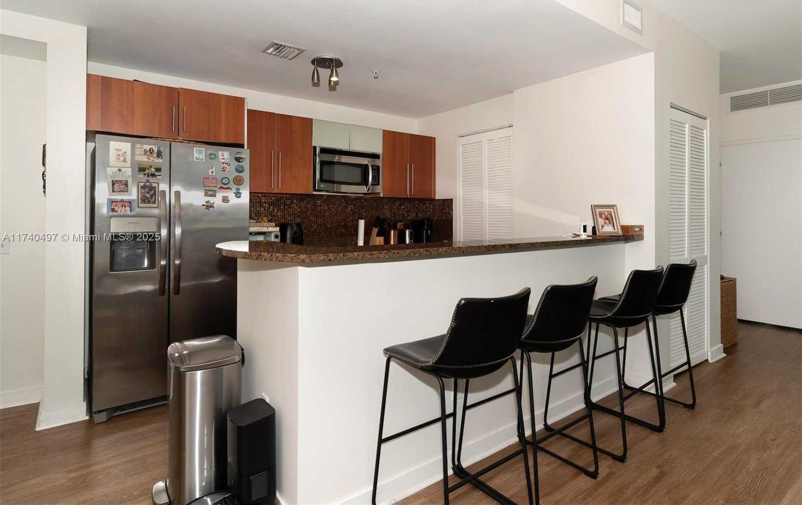 Small Image of 300 SOUTH BISCAYNE BLVD #T-1716, Miami Number 16