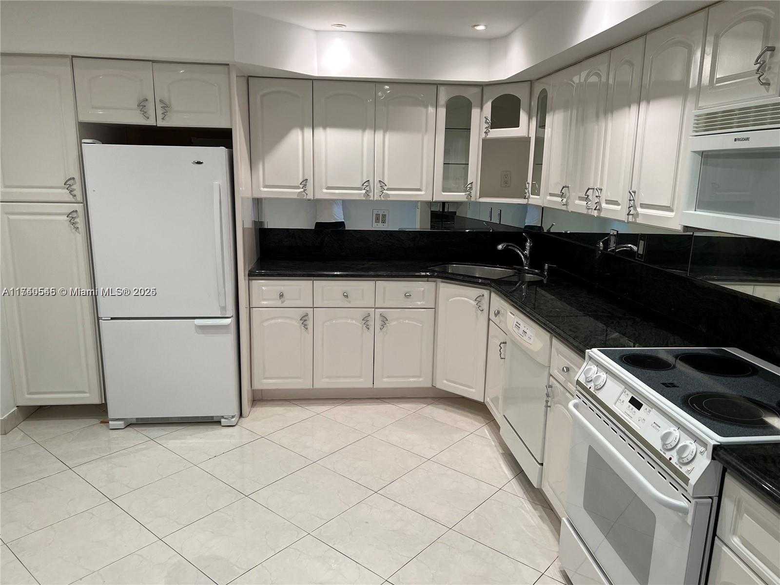 Small Image of 500 THREE ISLAND BLVD #306, Hallandale Beach Number 9